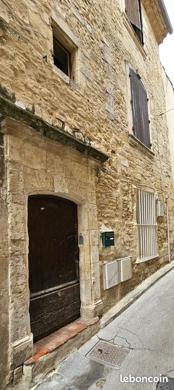 Appartement 5 pièces 89 m² · à Saint-Gilles · 89 m² · 46 000 €