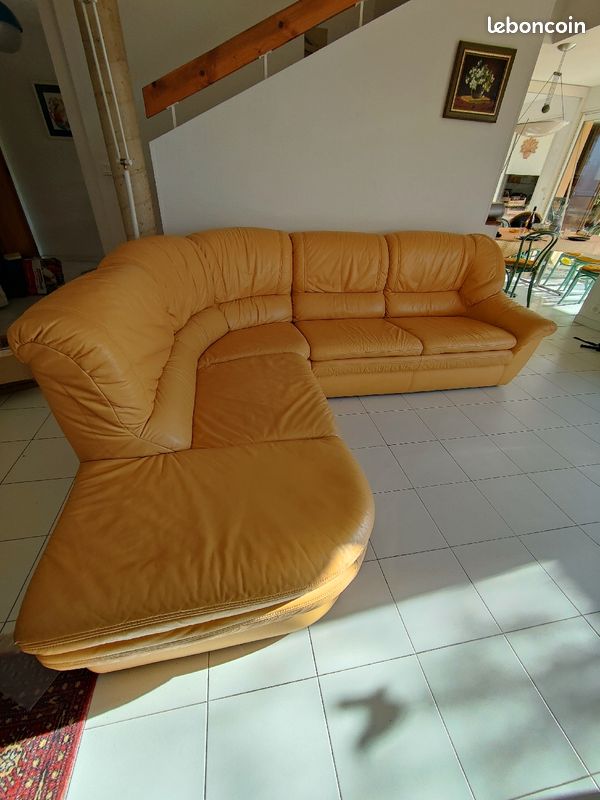 PRIX NÉGOCIABLE : Canapé d'angle cuir À VENDRE (image 1)