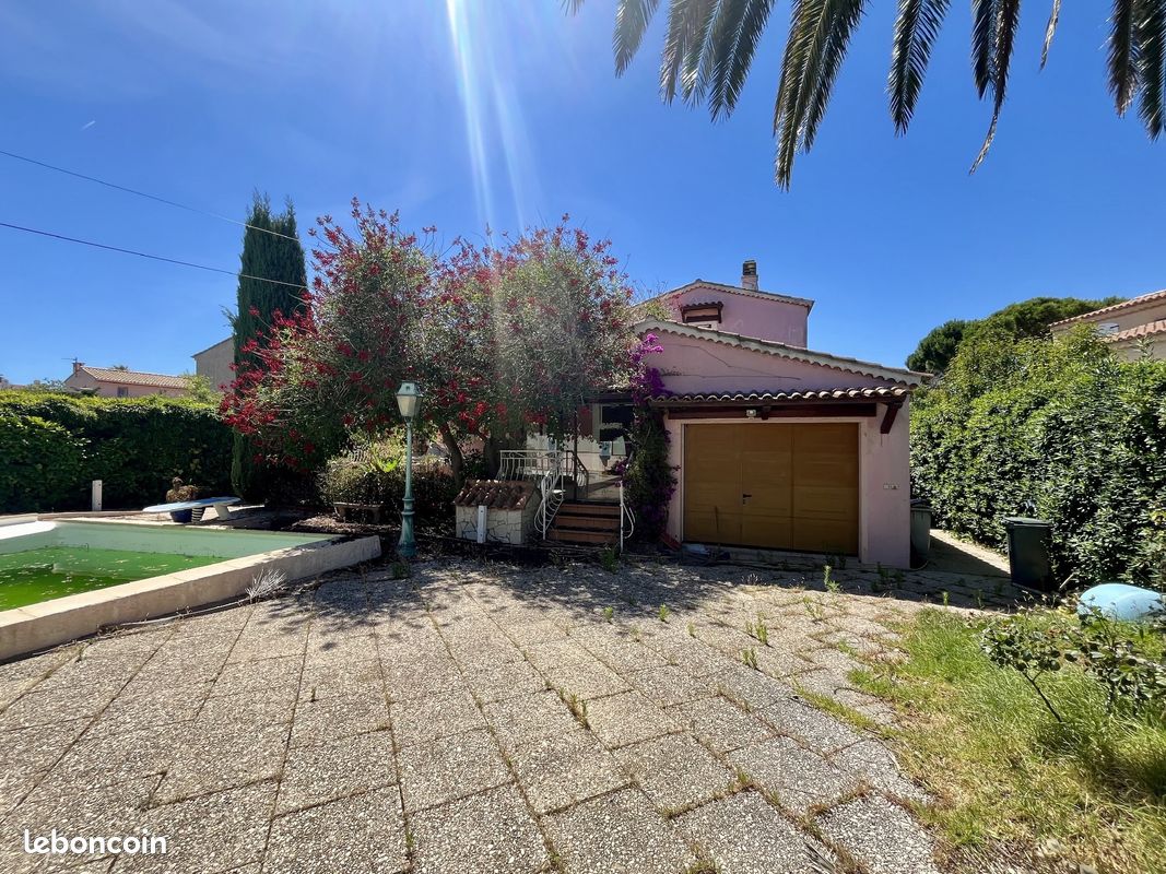 Maison 7 pièces 160 m² · à Six-Fours-les-Plages · 160 m² · 650 000 €
