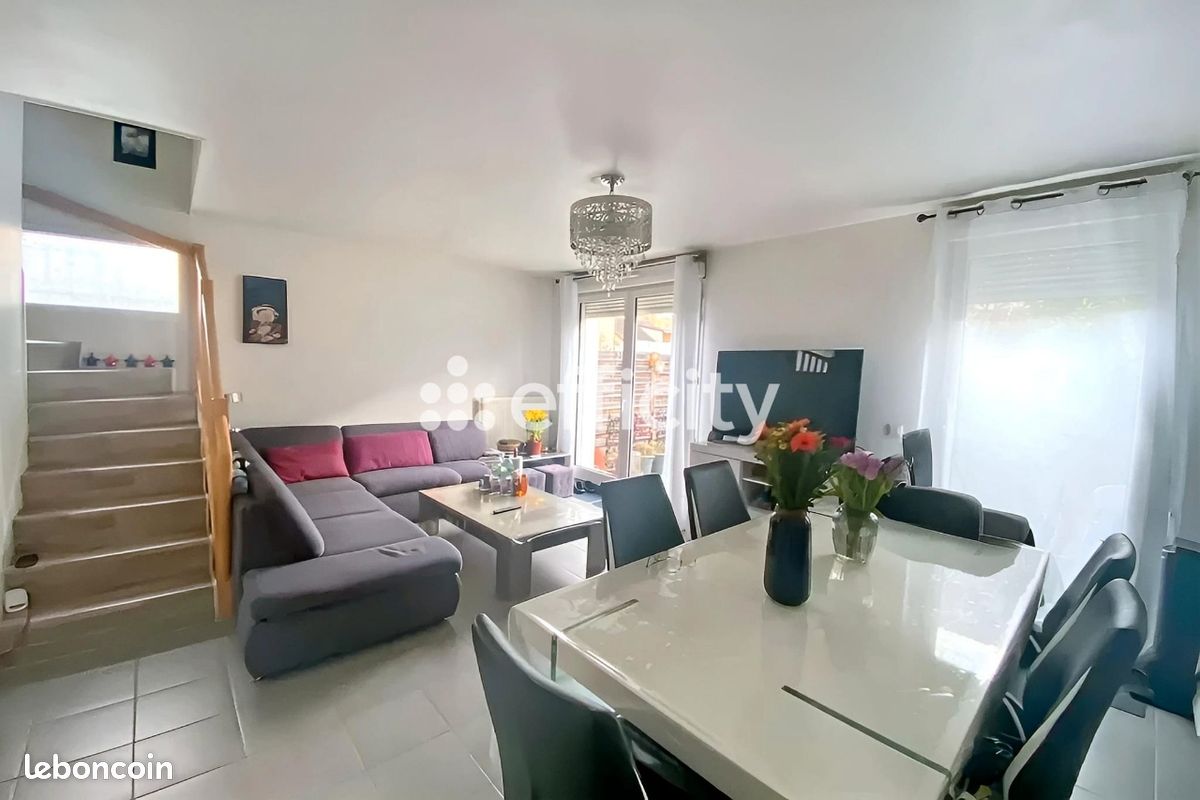 Maison 4 pièces 81 m² · à Saint-Denis · 81 m² · 345 000 €