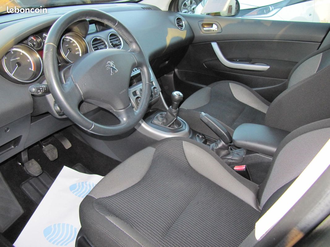 Peugeot 308 1.6 HDI92 FAP ACTIVE 5P (image 2)