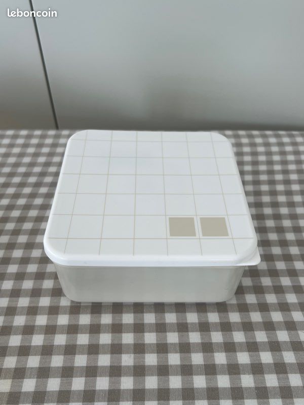 Boîte à bento Uniqlo (image 1)