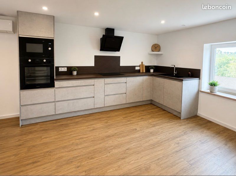 Appartement 4 pièces 130 m² · à La Clayette · 130 m² · 140 000 €