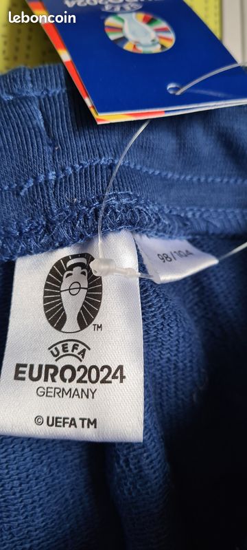 Short molletonné UEFA Euro 2024 - neuf - 2/4 ans (image 6)