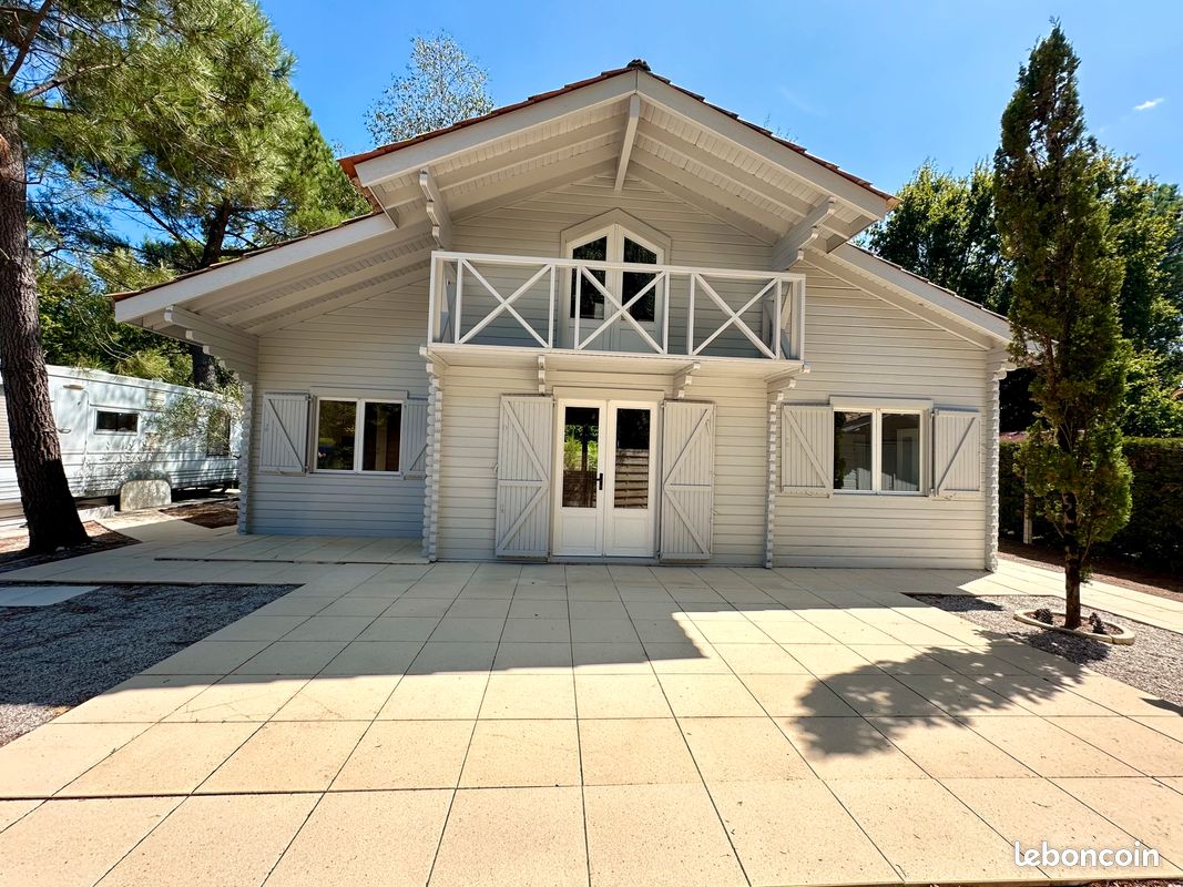 Maison 4 pièces 70 m² · à Hourtin · 70 m² · 310 000 €