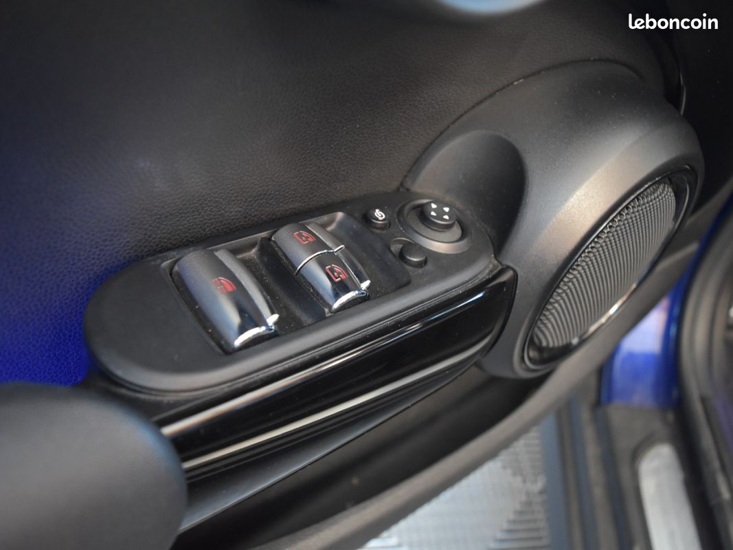 Mini cooper cabriolet 1.5 i 136ch edition greenwich (image 36)