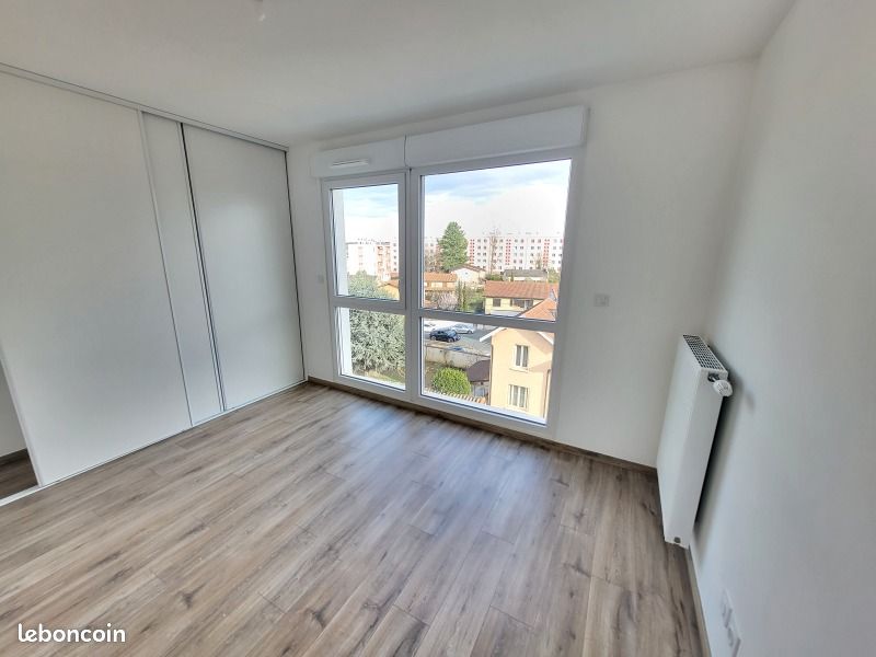 Appartement a louer villefranche-sur-saone - 4 pièce(s) - 83 m2 - Surfyn