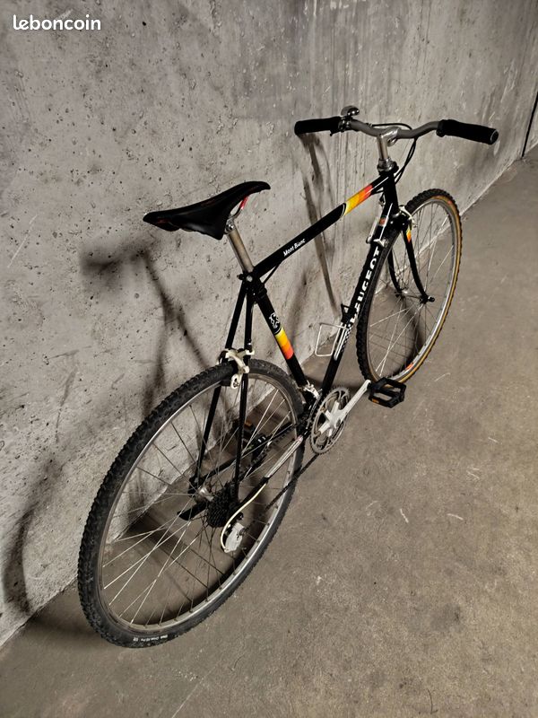 Peugeot Mont Blanc 12 vitesses années 90 (image 2)