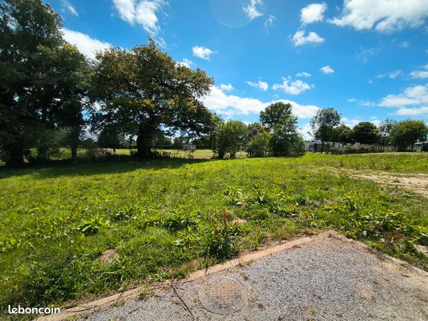 Terrain 525 m2 constructible viabilisé secteur Elven
