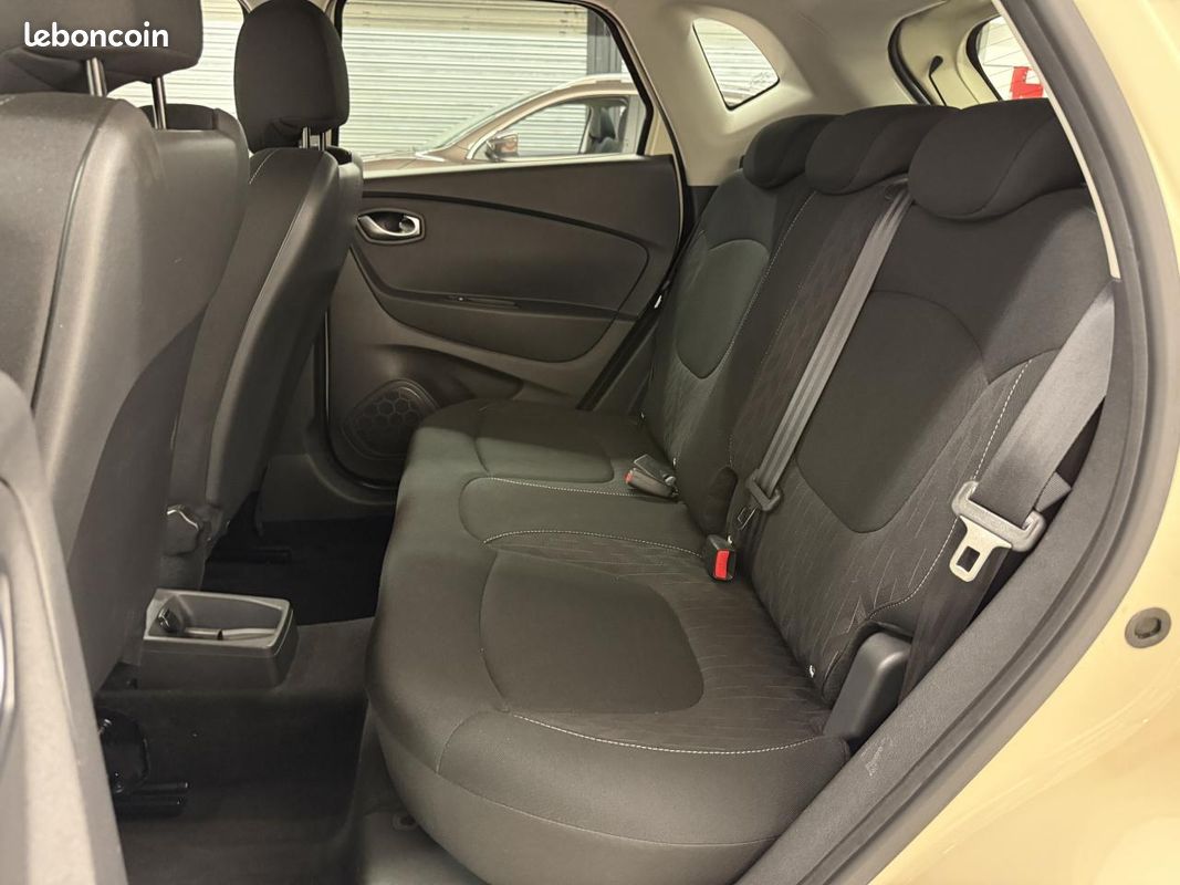 RENAULT CAPTUR 90ch Limited (image 28)