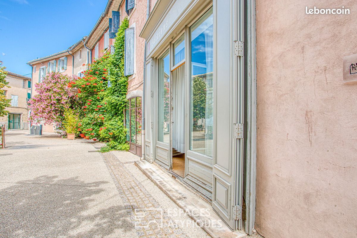 Maison 8 pièces 281 m² · à L'Isle-sur-la-Sorgue · 281 m² · 550 000 €