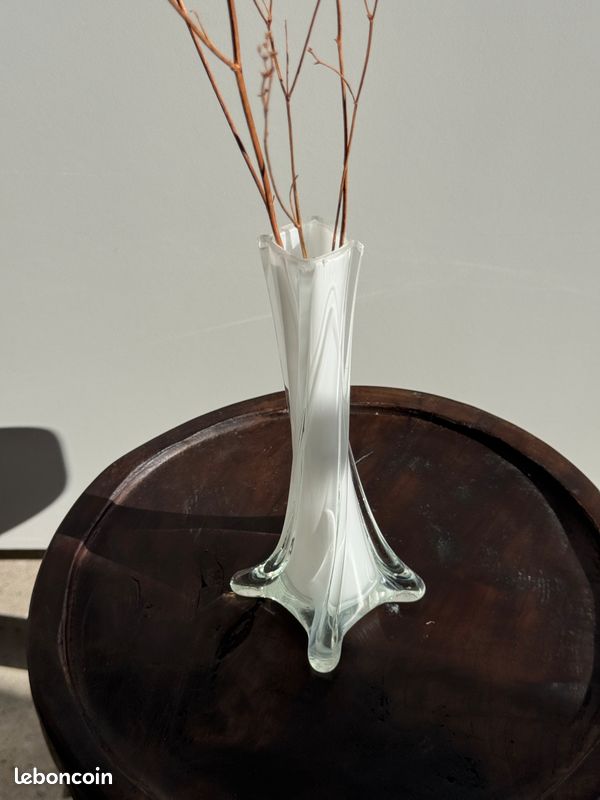 Vase soliflore blanc en verre (image 11)
