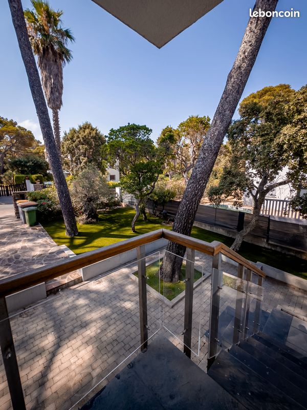 Villa Saint Aygulf (Frejus) Var, 280 m de la mer (image 13)