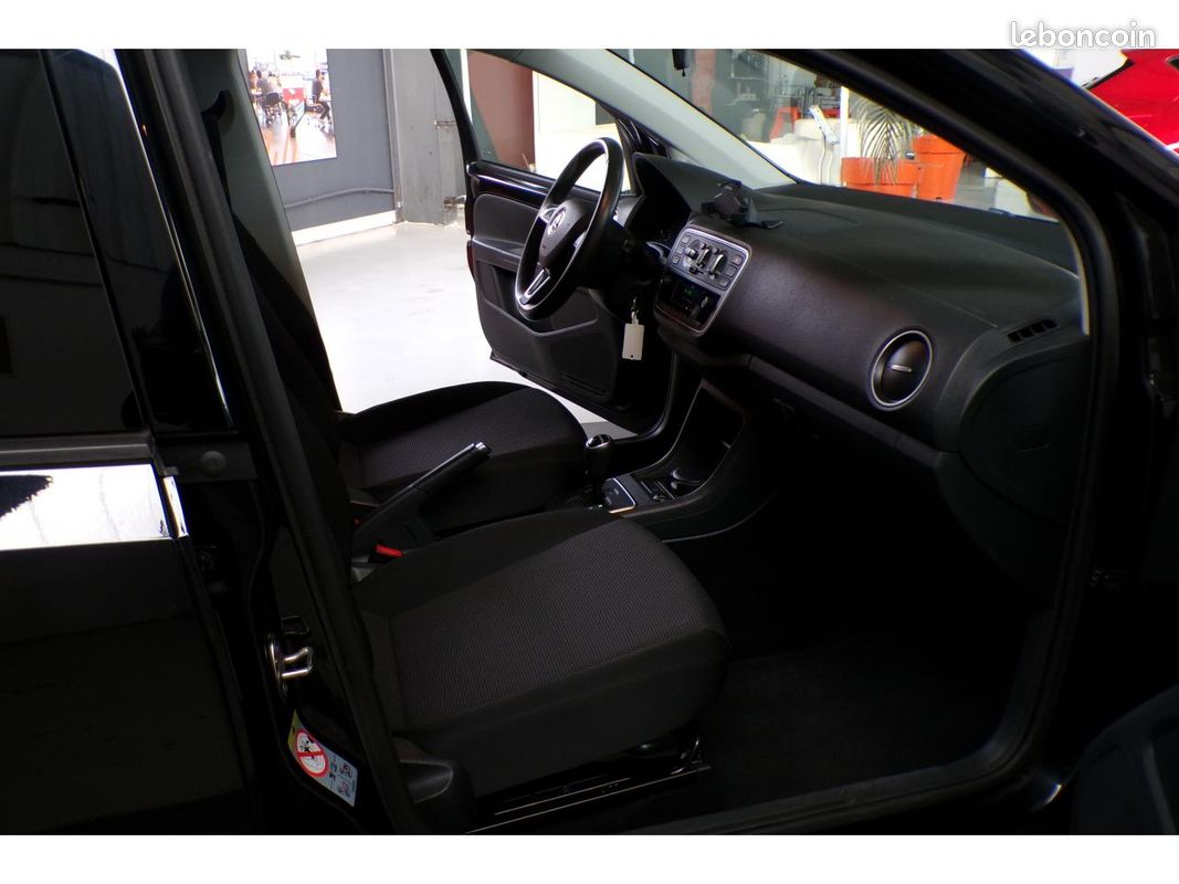SKODA CITIGO 1.0 12V MPI - 75 - BV ASG5 S&S BERLINE Edition PHASE 2 (image 17)