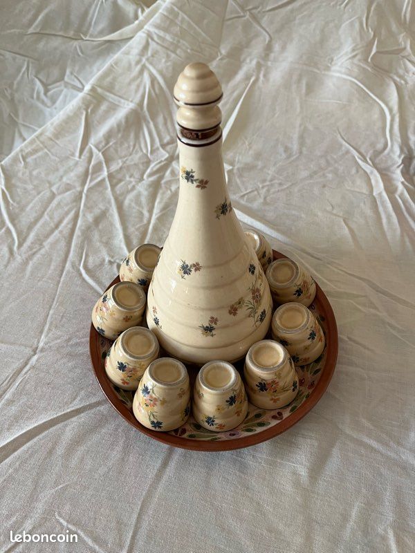 Service a saké japonais (image 1)