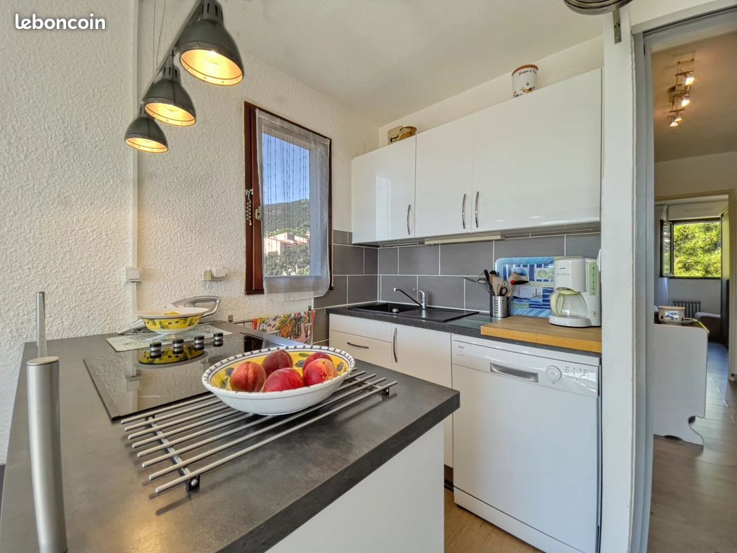 Location appartement T3 CAVALAIRE – 4 personnes – vue mer + piscine (image 1)