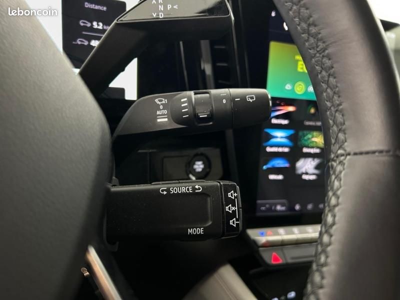 Renault Espace 1.2 E-Tech full hybrid 200ch Iconic (image 21)