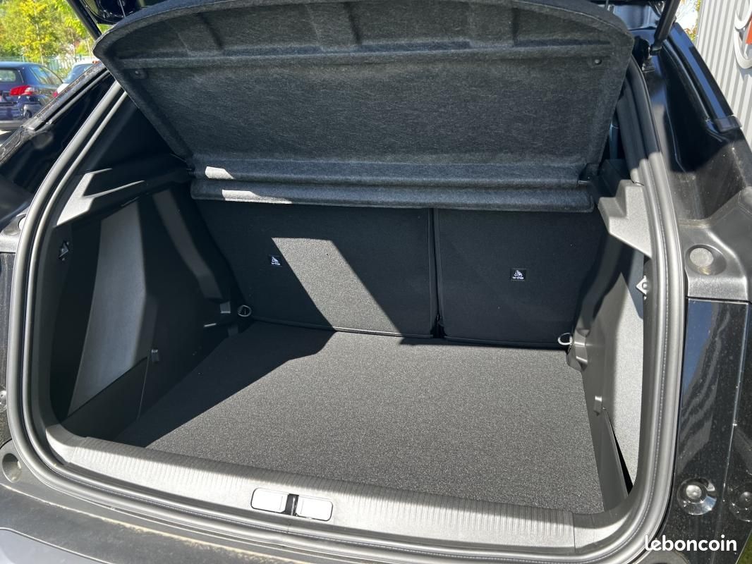 Peugeot 2008 NEUF ALLURE HYBRID 145CH E-DCS6 -28% SIEGES CHAUFFANTS (image 6)