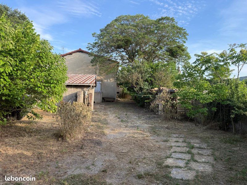 Maison 5 pièces 98 m² · à Érôme · 98 m² · 100 000 €