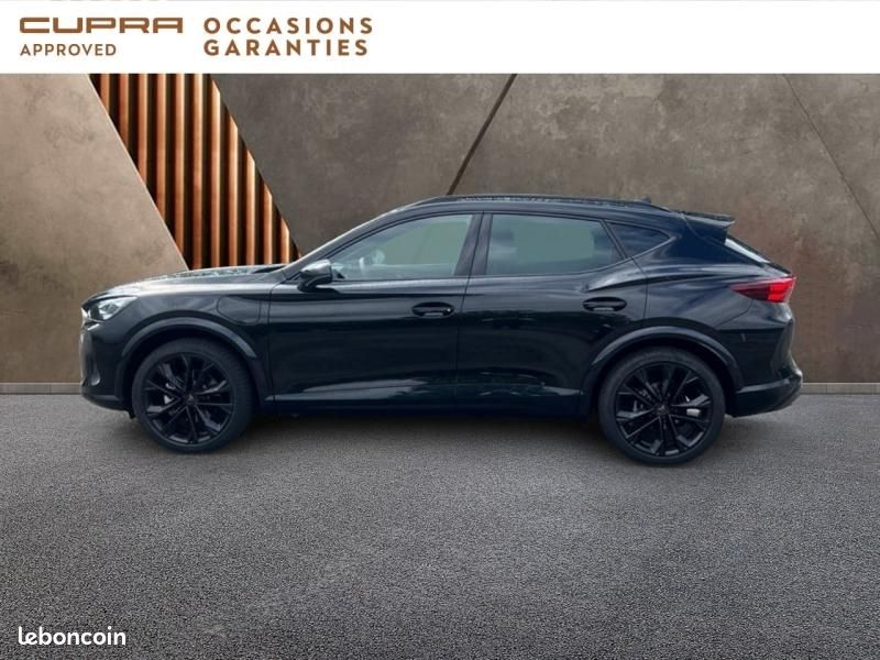 Cupra Formentor 1.5 eHybrid 204ch Midnight Edition DSG6 (image 2)