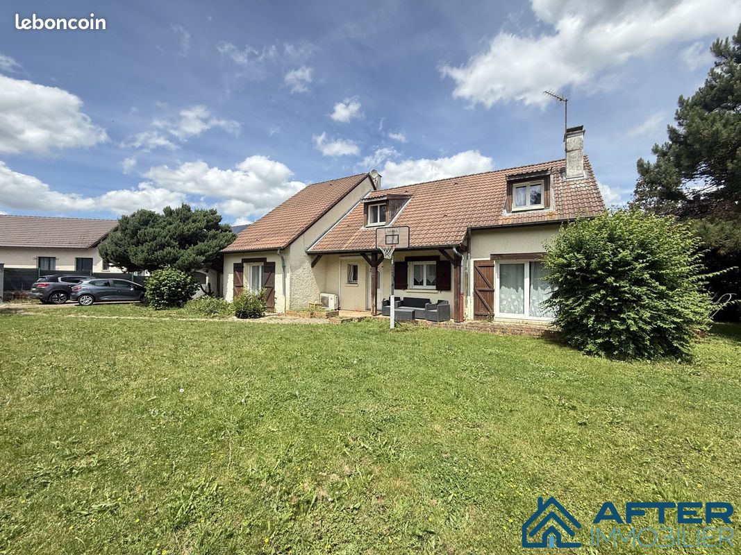 Maison 7 pièces 201 m² · à Champenoux · 201 m² · 399 900 €