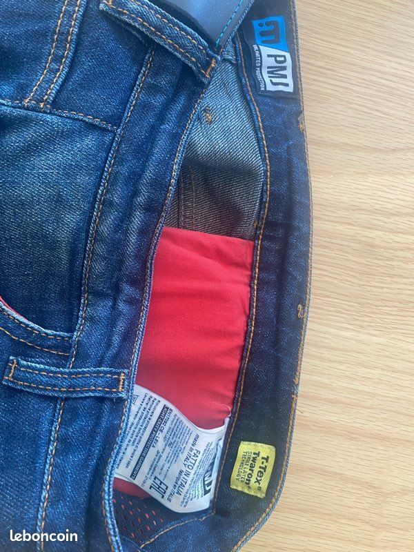 JEAN LADY MOTO /PMJ/ taille 26/36 slim / denim (image 3)