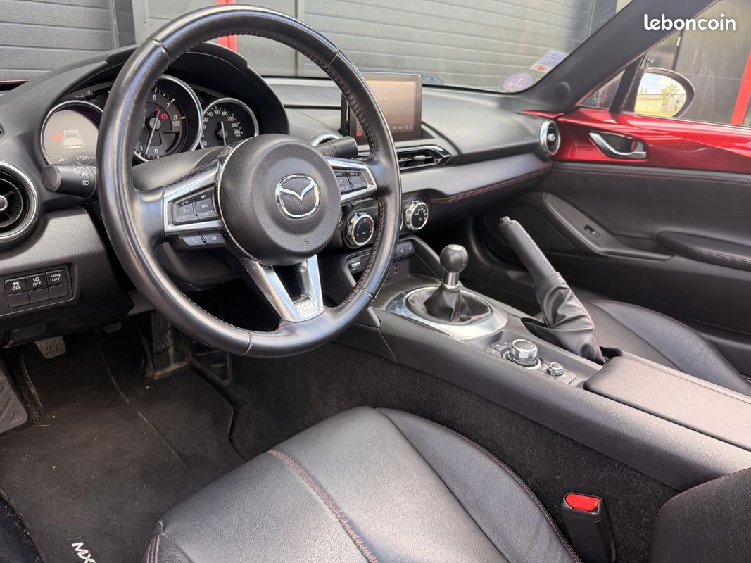 Mazda mx-5 roadster rf 2.0 skyactiv-g 185 selection toit rigide (image 12)
