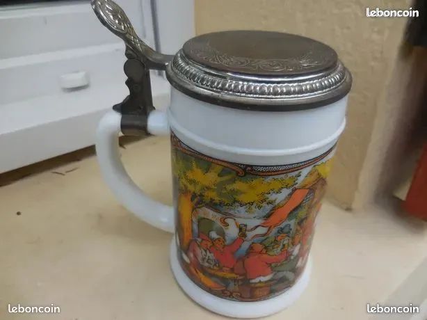 LOT DE 6 chope à bière allemande avec couvercle en étain de différentes