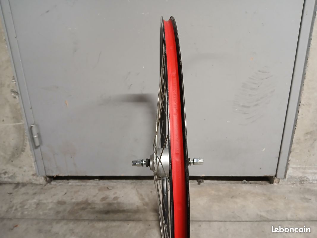 Lot De Pièces De Vélo Ancien – Dynamo Et Accessoires – Pour Restauration Vélo Vintage