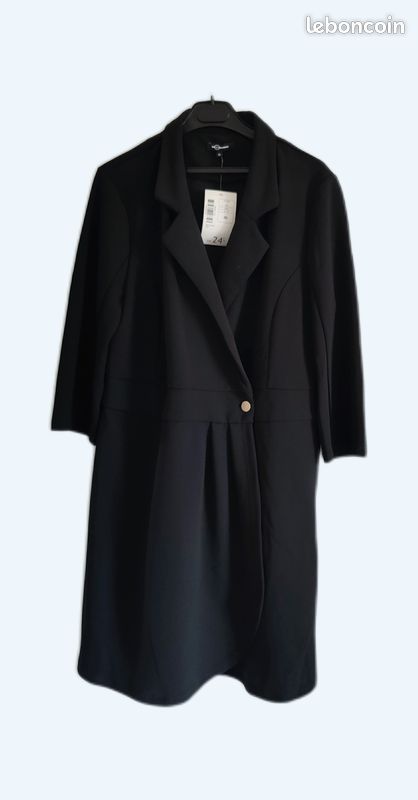 Robe noire courte cache coeur (image 1)