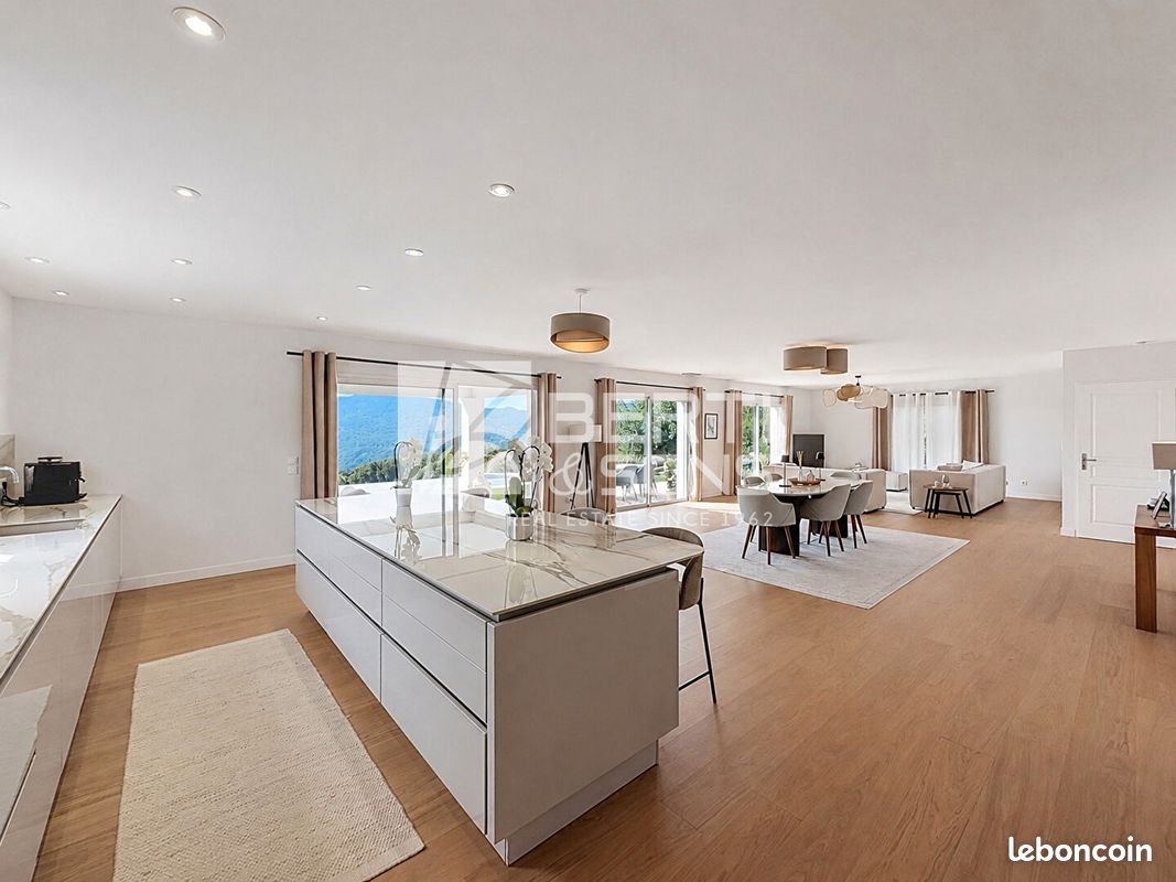 Maison 7 pièces 237 m² · à Les Adrets-de-l'Estérel · 237 m² · 1 950 000 €