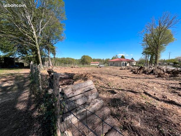 Terrain 854 m² Oradour Sur Glane