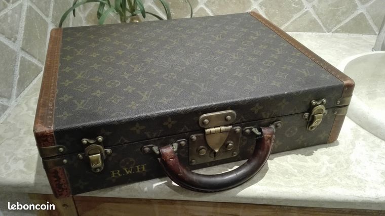 Valise Louis Vuitton Pégase 369191 d'occasion