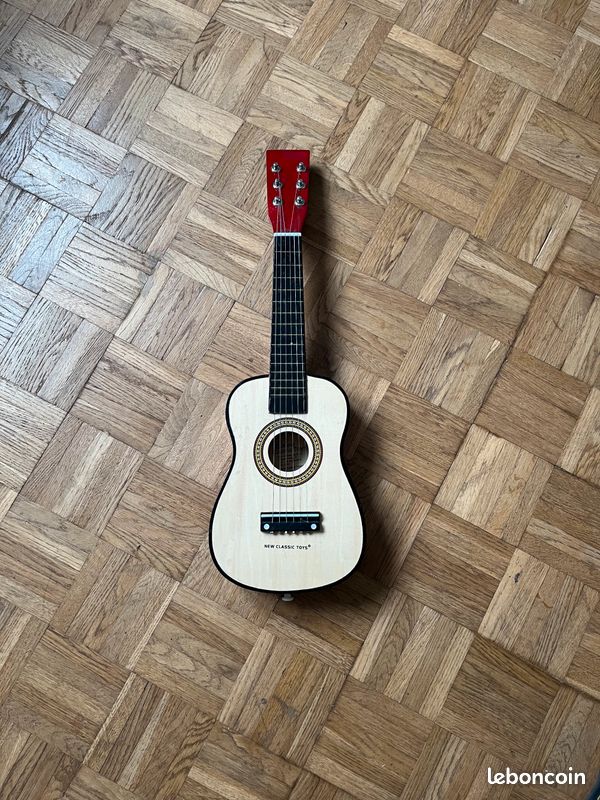 Guitare jouet New Classic toys (image 1)