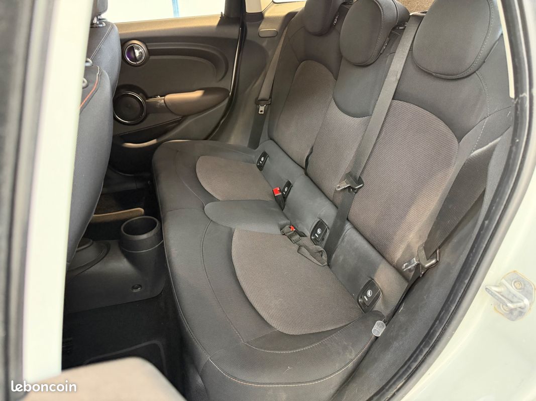 MINI COPPER D 1.5D 116ch HATCH (image 17)