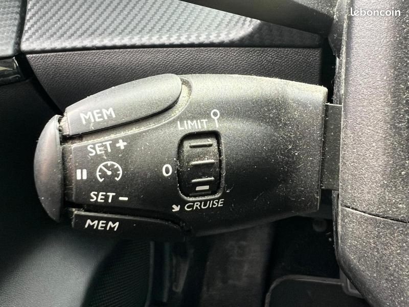 Peugeot 208 e-208 136ch Active Pack (image 9)