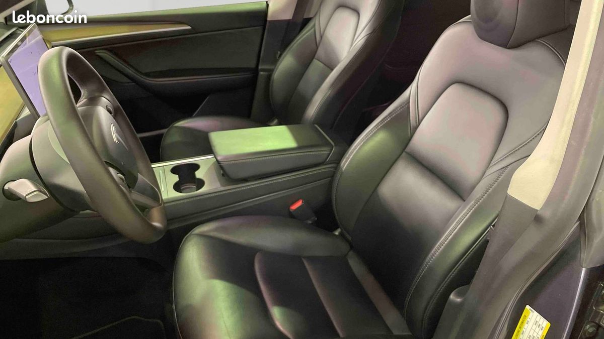 TESLA MODEL Y Long-Range Dual Motor AWD (image 12)