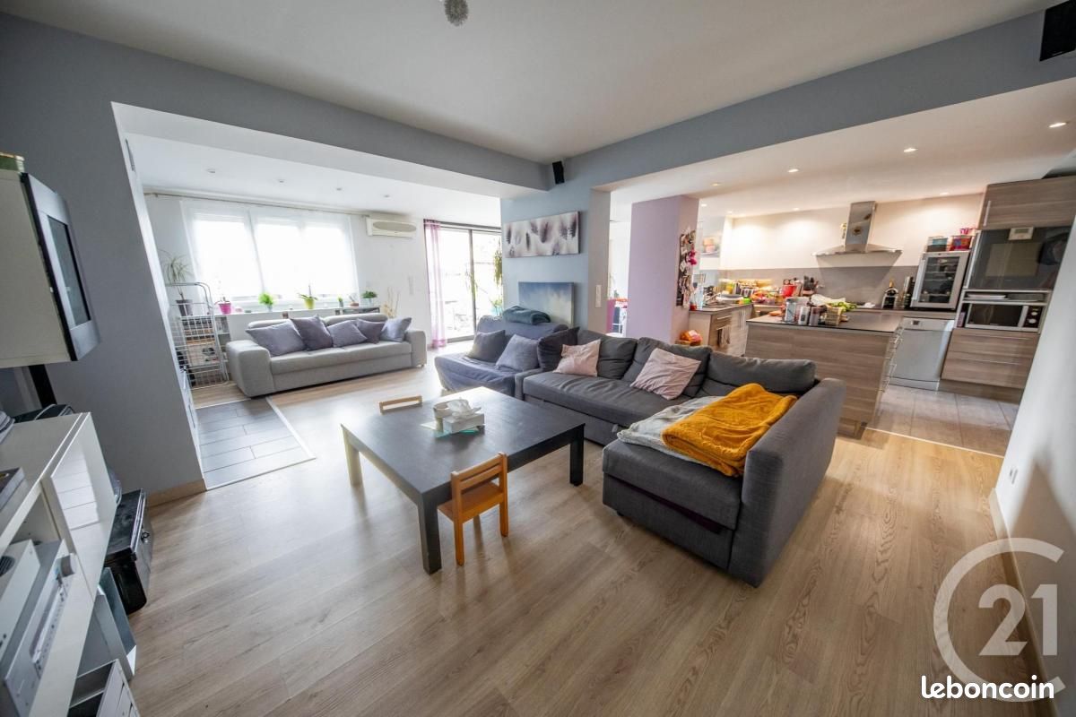Maison 6 pièces 107 m² · à Le Taillan-Médoc · 107 m² · 325 000 €