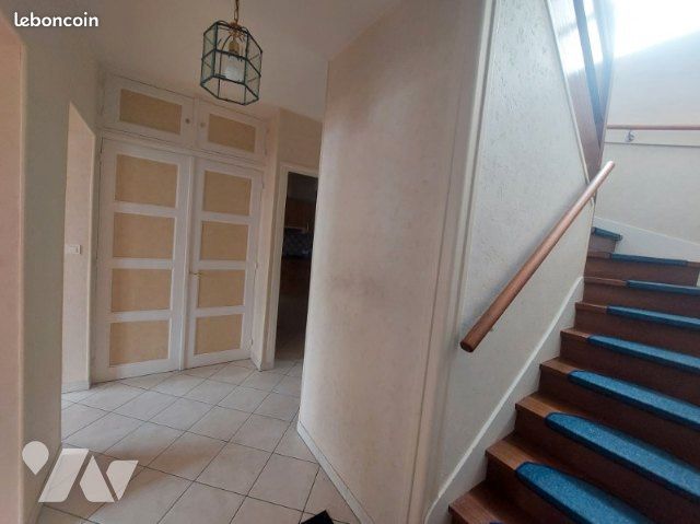 Maison 5 pièces 141 m² (image 2)