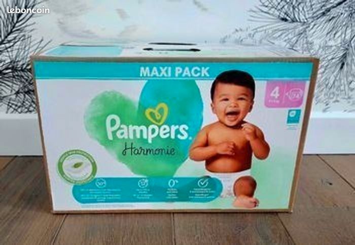 Couches Pampers Harmonie Taille 4 - de 9 à 14 kg (image 1)