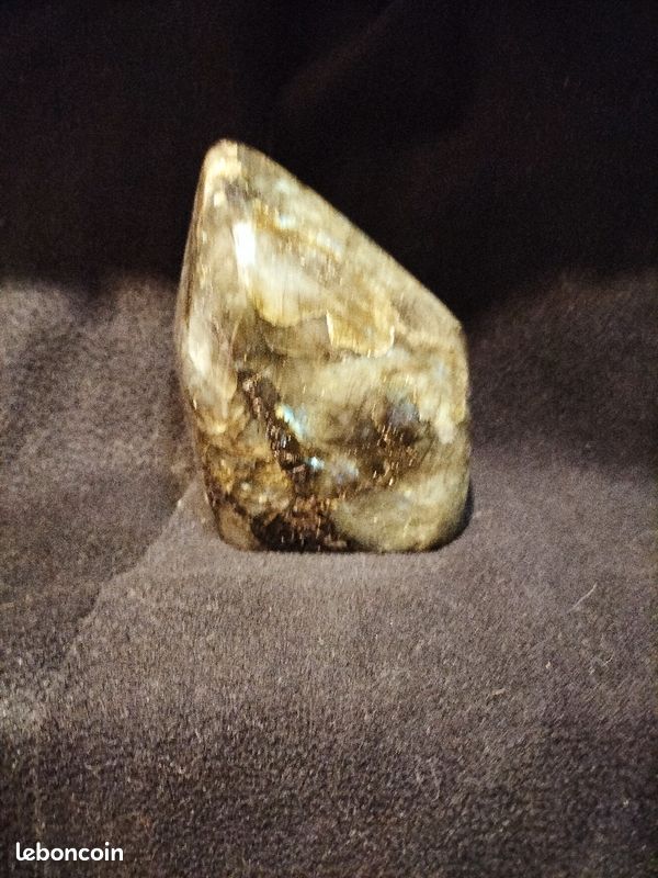 Labradorite (image 8)