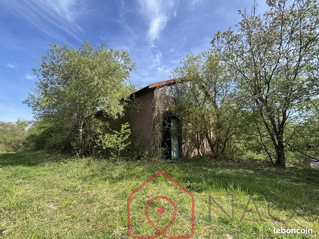Terrain 27000 m² BEAUCHAMPS · 245 000 €