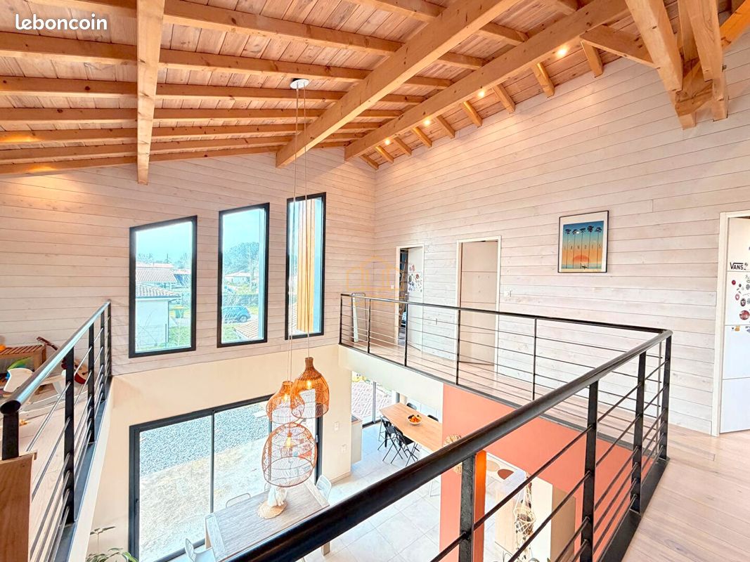 Maison 6 pièces 168 m² · à Salles · 168 m² · 524 700 €