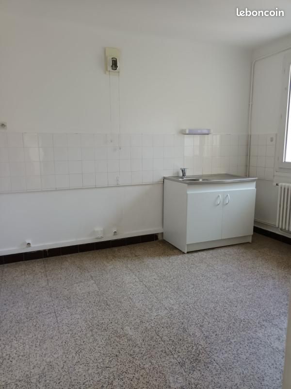 Appartement 4 pièces 71 m² · à Saint-Chamond · 71 m² · 611 €