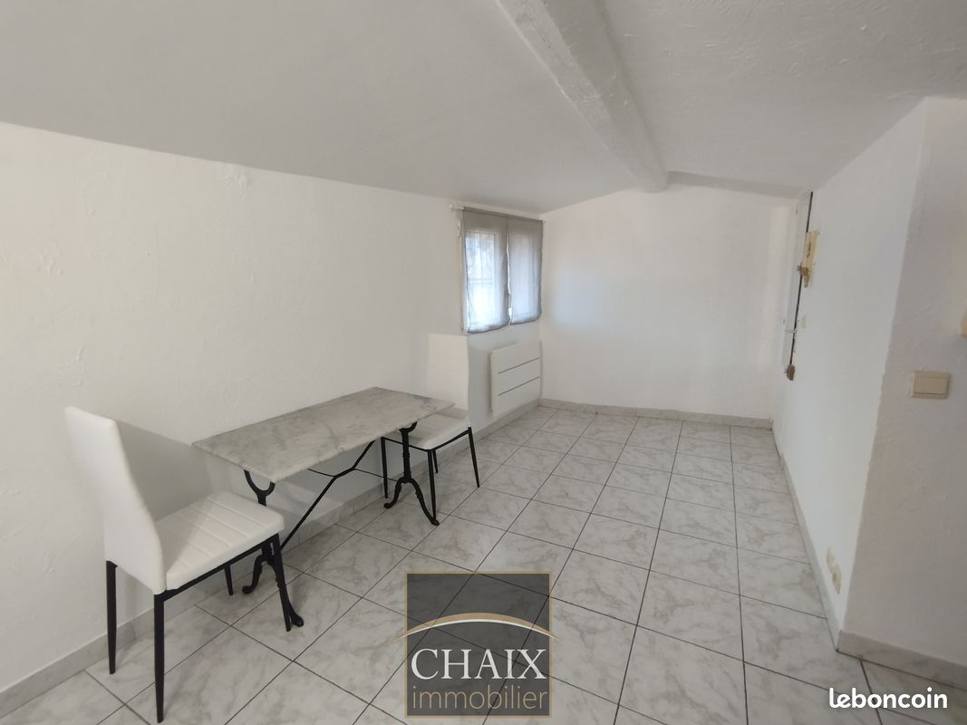 Appartement a louer aubagne - 1 pièce(s) - 14 m2 - Surfyn