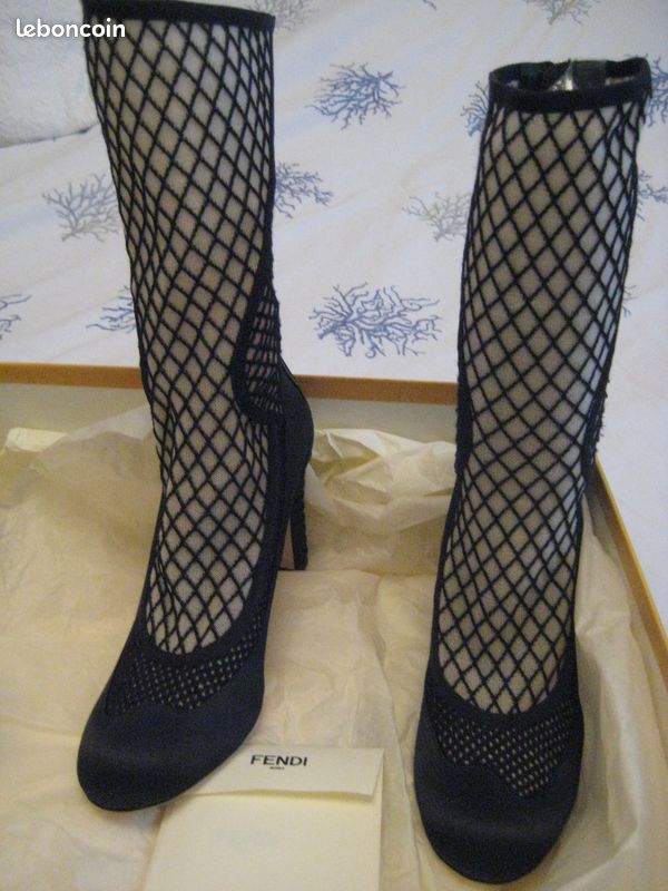 Bottes mi-hautes Fendi Taille 36.5 (image 2)