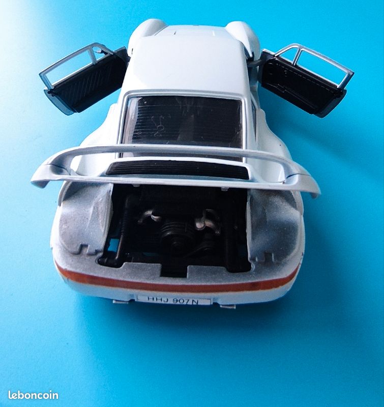 Voiture Porsche 959 (image 3)