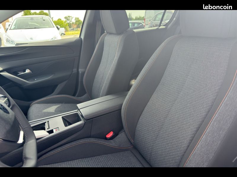 Peugeot 308 Hybrid 145 e-DCS6 Business (image 10)