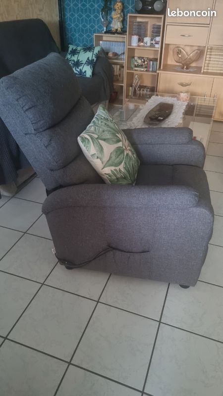Fauteuil (image 2)