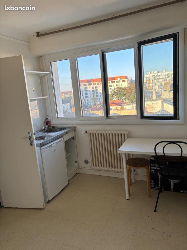 Appartement 1 pièce 15 m² · à La Roche-sur-Yon · 15 m² · 420 €